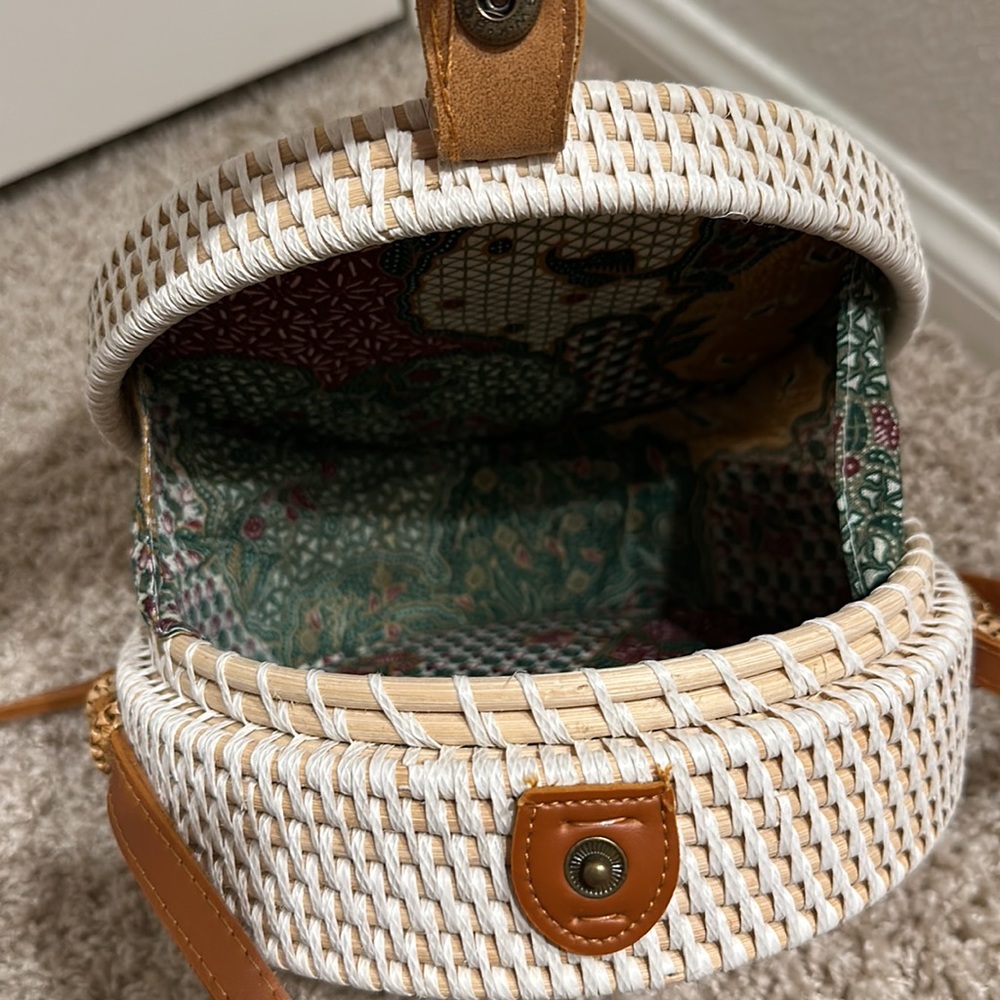 Bali Rattan Bag - Picture 2 of 4